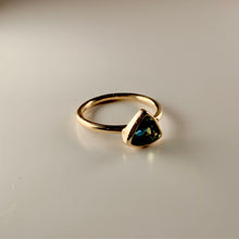 Load image into Gallery viewer, Indra Sapphire Ring
